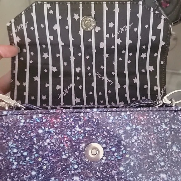 Betsy Johnson handbag/cross body bag! NWOT Super cute!!! - Picture 4 of 8